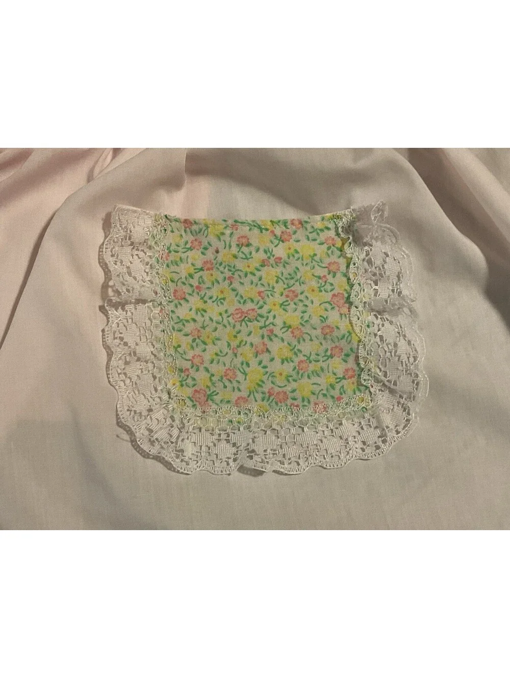 Vintage 1950’s Pink Sheer Half Apron Lace Pockets
